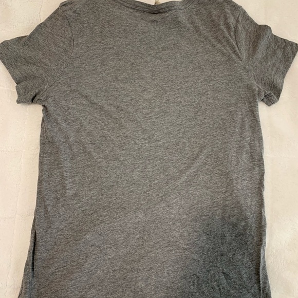 VS PINK GRAPHIC POCKET TEE - Picture 2 of 4